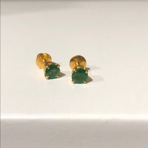 💯 22karat pure gold with real emerald stud